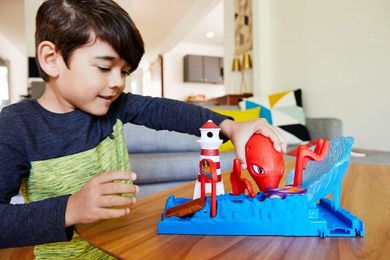 Hot Wheels City, Octopus Pier Attack, set de joaca