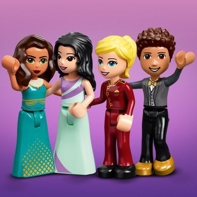 LEGO Friends, Grand Hotel in orasul Heartlake, 41684