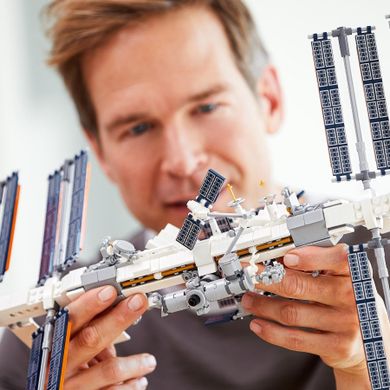 LEGO Ideas, Statia Spatiala Internationala, 21321