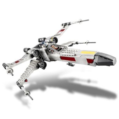 LEGO Star Wars, X-Wing Fighter al lui Luke Skywalker, 75301