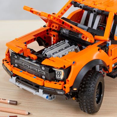 LEGO Technic, Ford F-150 Raptor, 42126