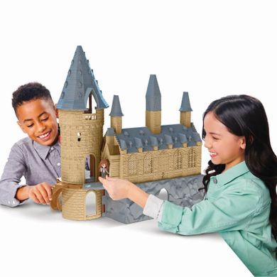 Harry Potter, Castel Hogwart + Hermiona, setul cu figurina