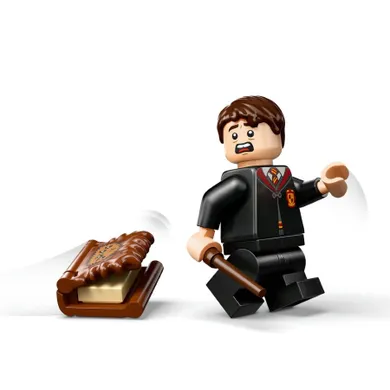 LEGO Harry Potter TM, Cartea monstrilor Colti de monstru, 76449