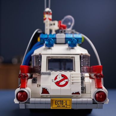 LEGO Icons, Ghostbusters ECTO-1, 10274