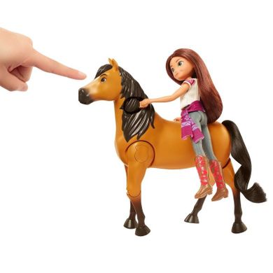 Spirit: Cu sufletul liber, set cu papusa si figurina de cal