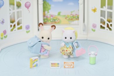 Sylvanian Families, Prescolarii, set de figurine cu accesorii, 5747
