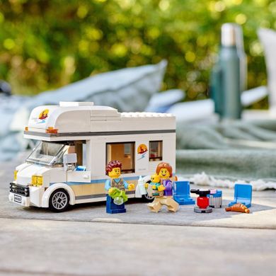 LEGO City Great Vehicles, Rulota de vacanta, 60283