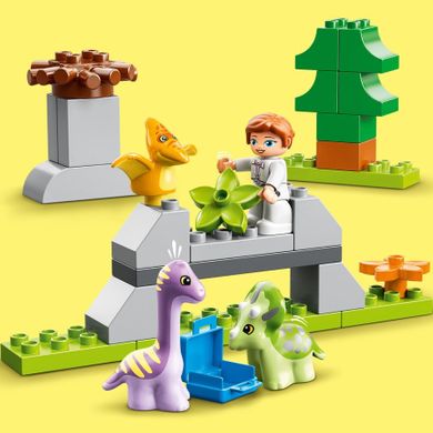 LEGO DUPLO Jurassic World, Incubatorul pentru dinozauri, 10938
