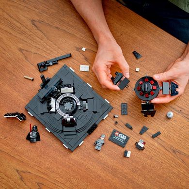 LEGO Star Wars, Camera de meditatie a lui Darth Vader, 75296