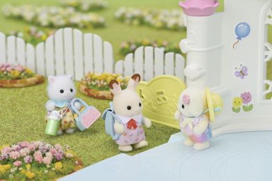 Sylvanian Families, Prescolarii, set de figurine cu accesorii, 5747