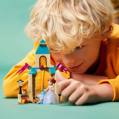 LEGO Disney, Curtea Castelului Annei, 43198