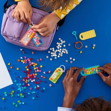 LEGO DOTS, Mega-pachet Brelocuri de bagaj - mesagerie, 41949