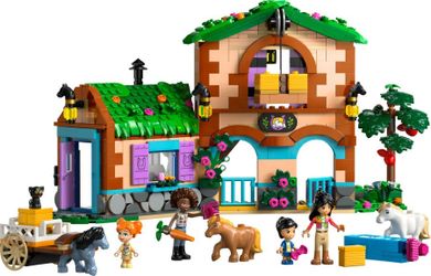 LEGO LEGO Friends, Ferma si grajd pentru ponei, 42654