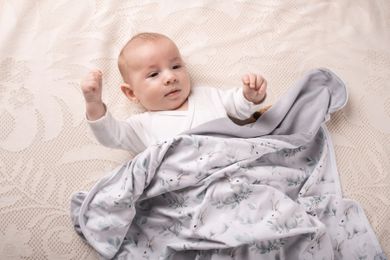 Babymatex, Bamboo, Iepurasi, patura din bambus cu doua fete, 75-100 cm