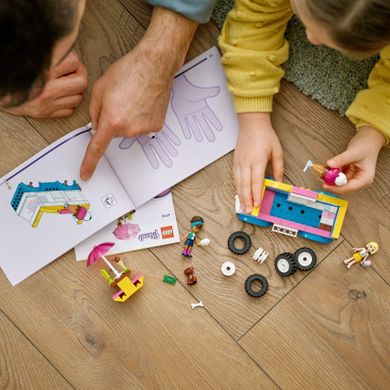 LEGO Friends, Furgoneta cu inghetata, 41715