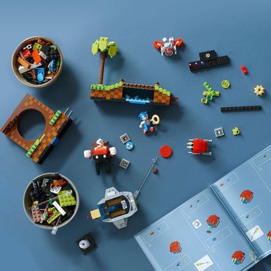 LEGO Ideas, Sonic the Hedgehog - Dealul verde, 21331