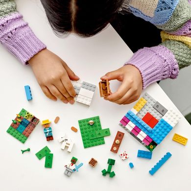 LEGO Minecraft, Brutaria, 21184
