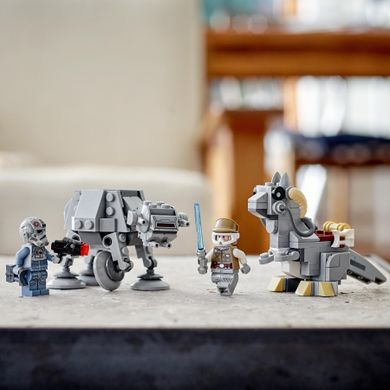 LEGO Star Wars, Micronave de lupta AT-AT contra Tauntaun, 75298