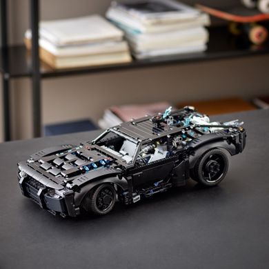 LEGO Technic, BATMAN - BATMOBILE, 42127