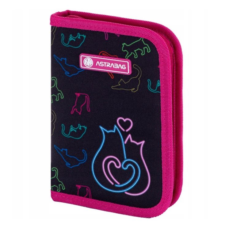 Astrabag, Lo&Ve, penar cu rechizite scolare