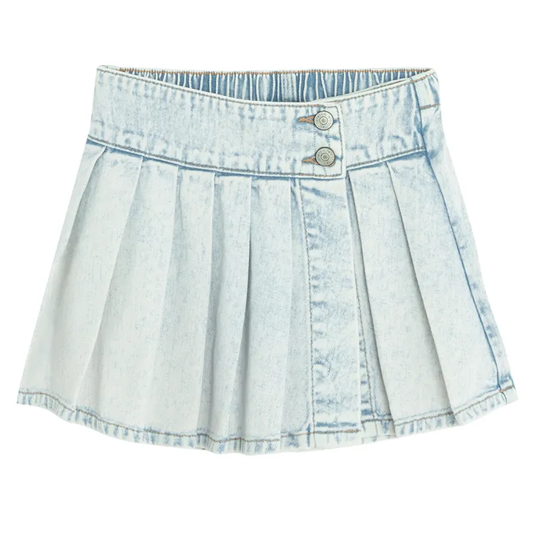 Cool Club, Fusta-pantaloni scurti de blugi