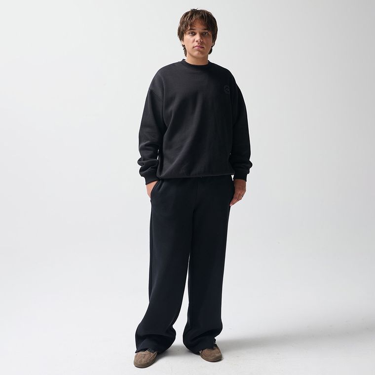 Pantaloni de trening negri cu croiala larga NOWEAR