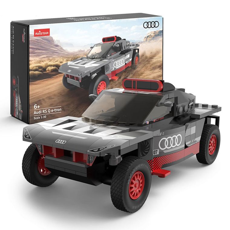 Rastar, Audi RS Q e-tron, set de cuburi, 1:30