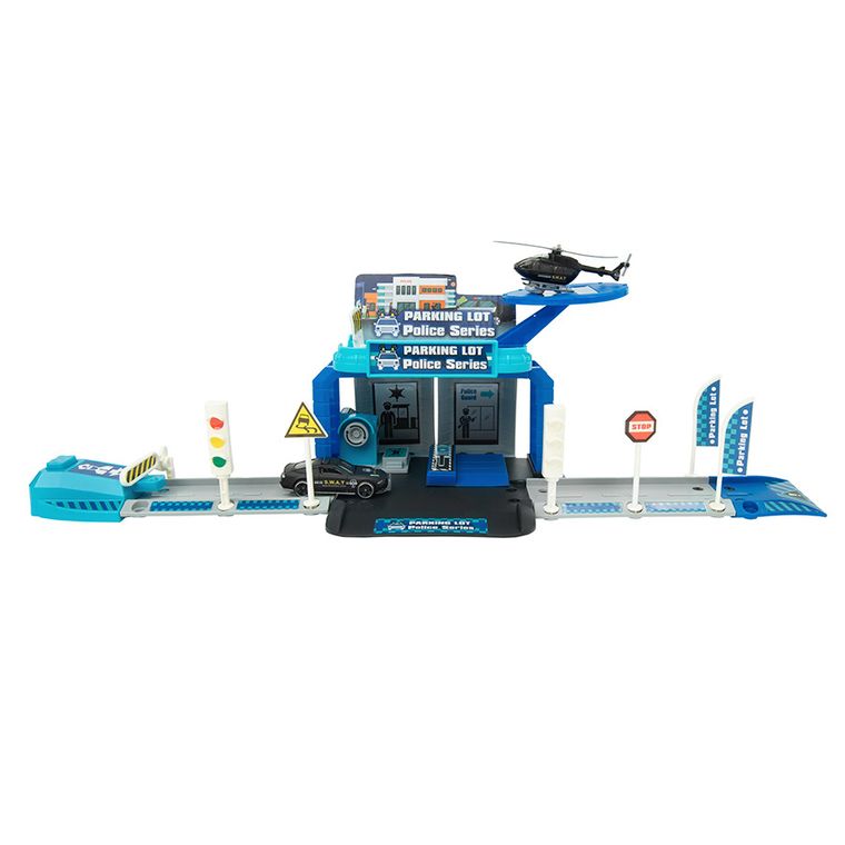 Smiki, Politia, parcare cu vehicule, 1:58