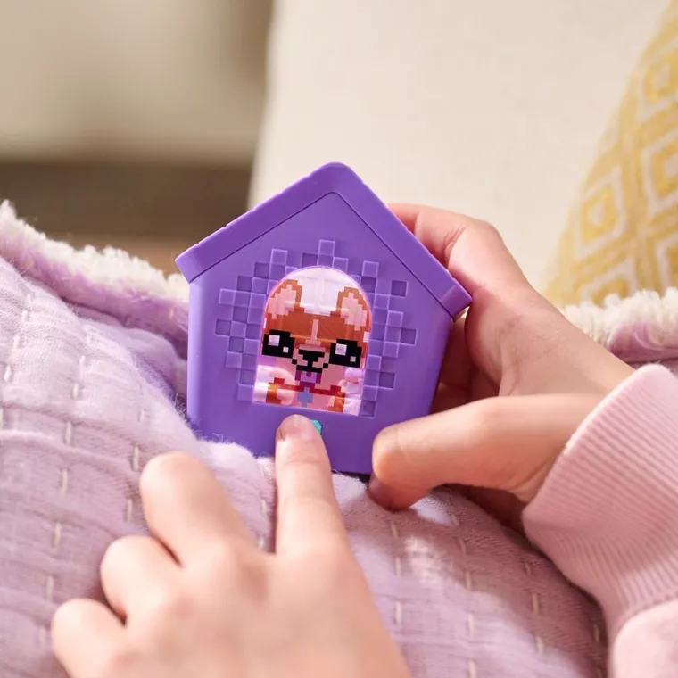 Bitzee, Dog House, animal de companie digital interactiv