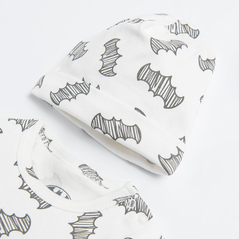 Cool Club, Set pentru copii, Body cu maneca scurta, Salopeta cu botosei, Pantaloni cu botosei, Caciula, Baveta, Patura, mix, imprimeu Batman