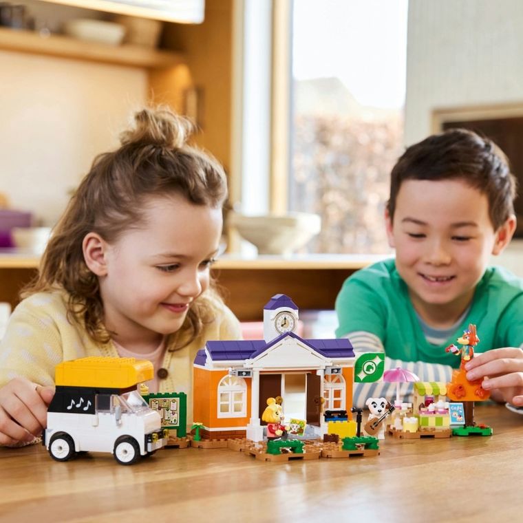 LEGO Animal Crossing, Concertul lui K.K. la Plaza, 77052