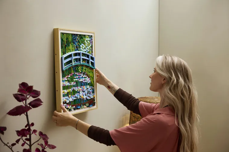 LEGO ART, Claude Monet - Pod peste lac cu nuferi, 31220