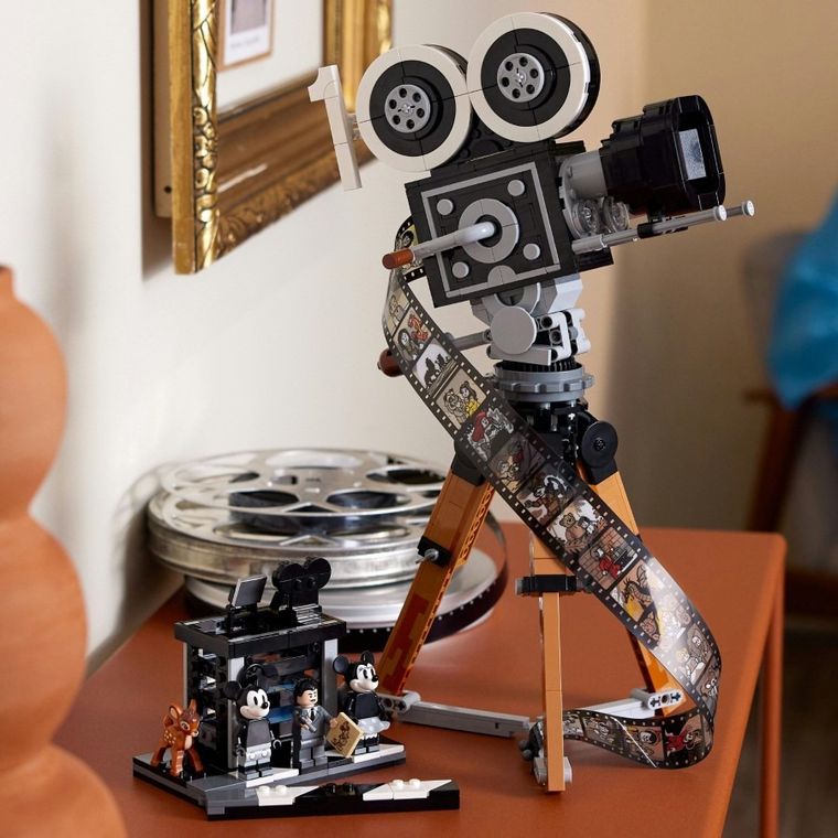 LEGO Disney, Camera de filmat - Omagiu pentru Walt Disney, 43230