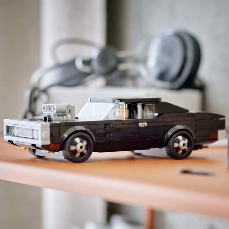 mayaページ LEGO Speed Champions, Dodge Charger R/T 1970 Furios si iute, 76912