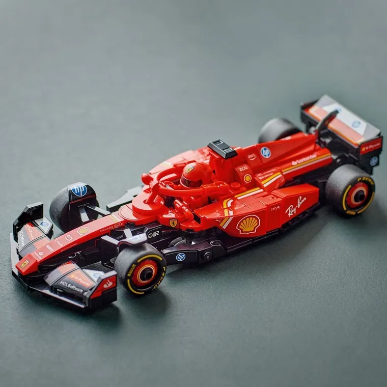 LEGO Speed Champions, Masina de curse F1 Ferrari SF-24, 77242