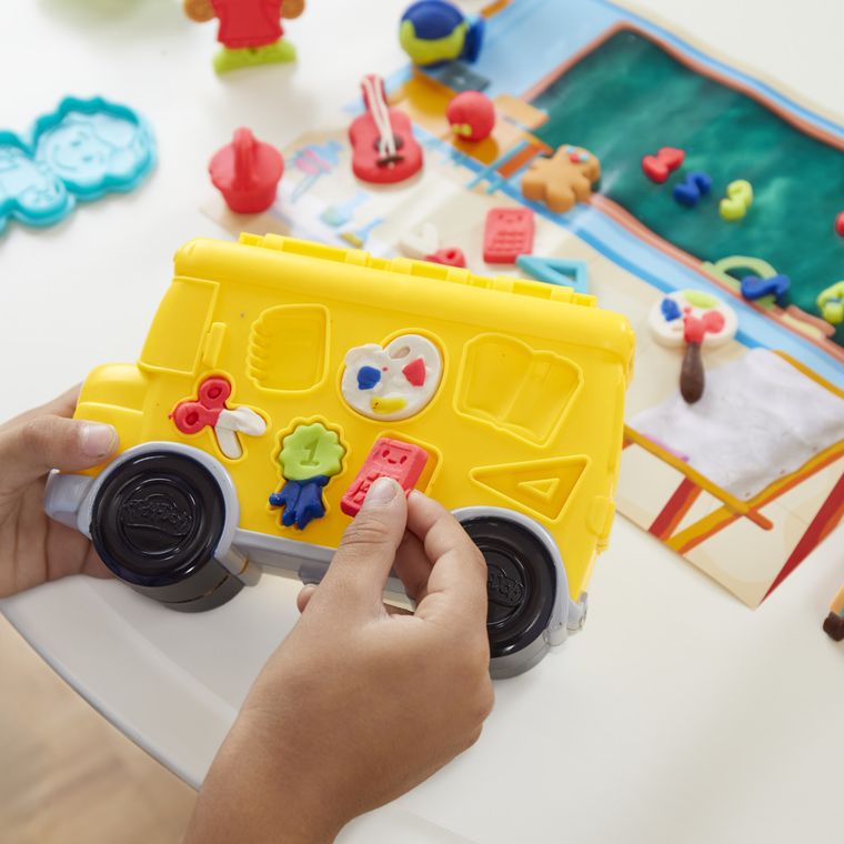 Play-Doh, School Day Adventures, set creativ cu plastilina, 9 tuburi