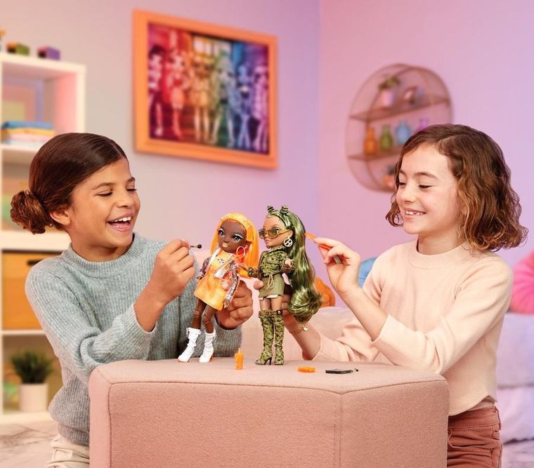 Rainbow High Fashion, Aidan Russell, papusa