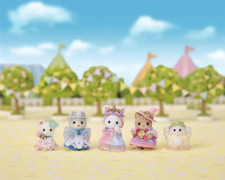 Sylvanian Families, Balul printeselor, set de figurine, 5703