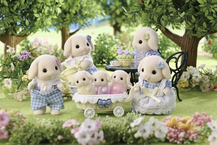 Sylvanian Families, Familia de iepurasi, set de figurine, 5735
