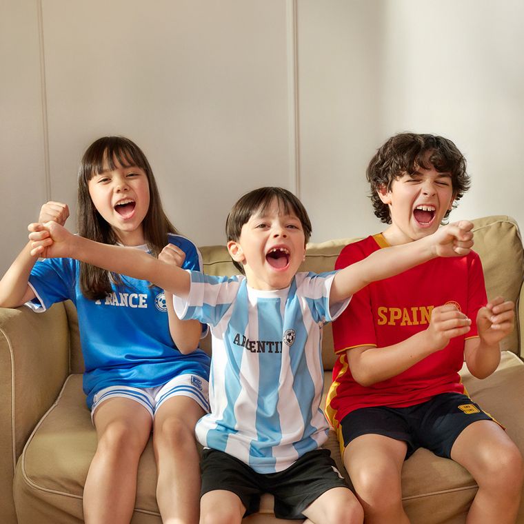 Cool Club, Fotbal set pentru baieti, Tricou, Pantaloni scurti, mix