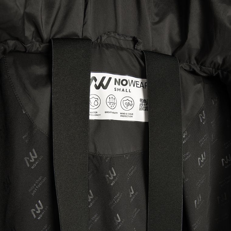 Geaca neagra calduroasa cu gluga NOWEAR