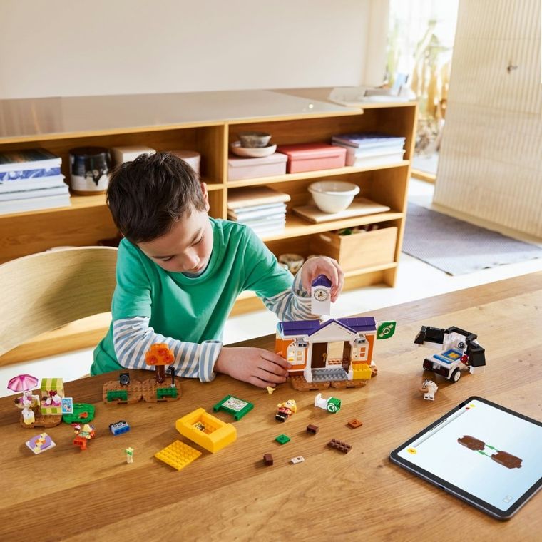 LEGO Animal Crossing, Concertul lui K.K. la Plaza, 77052