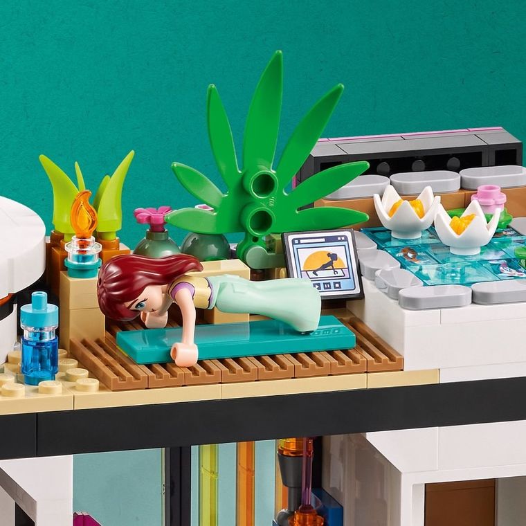 LEGO Friends, Resedinta moderna a lui Andrea, 42639