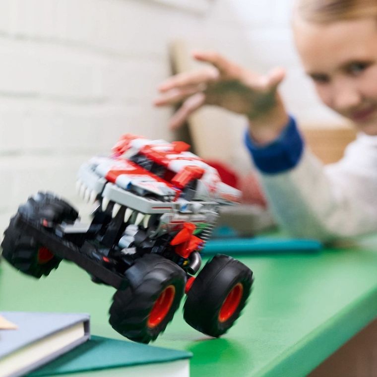 LEGO Technic, Monster Jam ThunderROARus cu motor cu arc, 42200