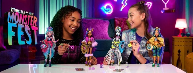 Monster High, Monster Fest, papusa Clawdeen Wolf cu accesorii