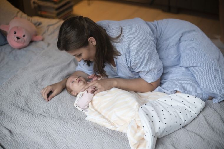 Motherhood, Zip-A-Round Sac de dormit din bumbac 2in1 (3-18 luni), Pink Squares