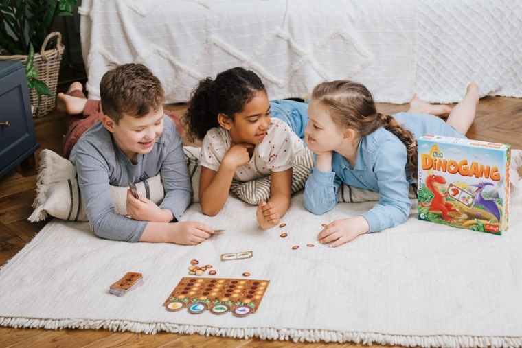 Trefl, Dinogang, joc