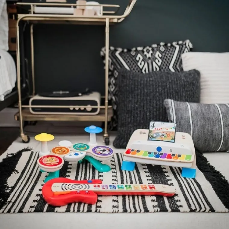 Hape, Baby Einstein, Chitara Magic Touch, jucarie muzicala