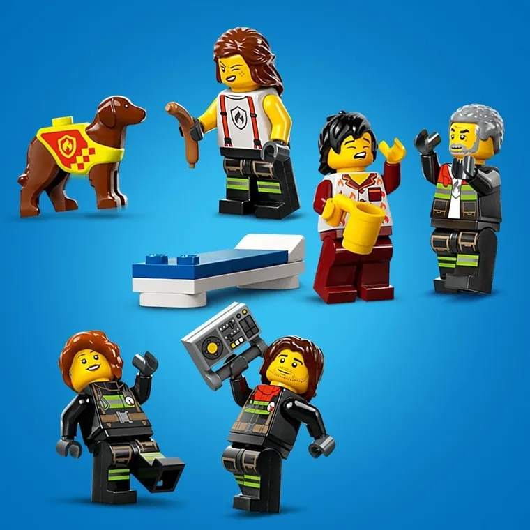 LEGO City, Statie si camion de pompieri, 60414