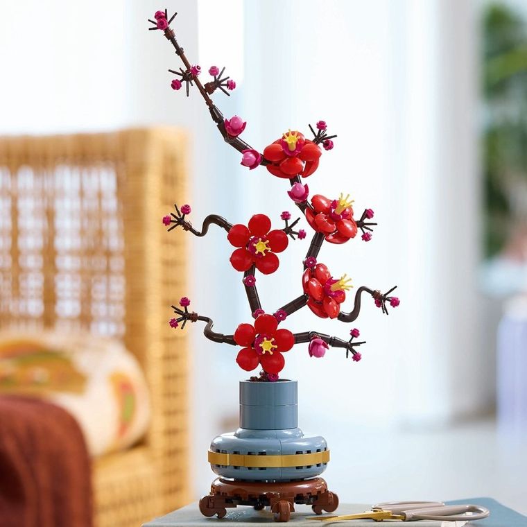 LEGO Icons, Flori de prun, 10369